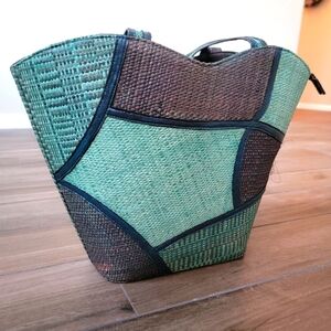 Woven Brazilian Patchwork Tote Bag with zipper - Green and Brown